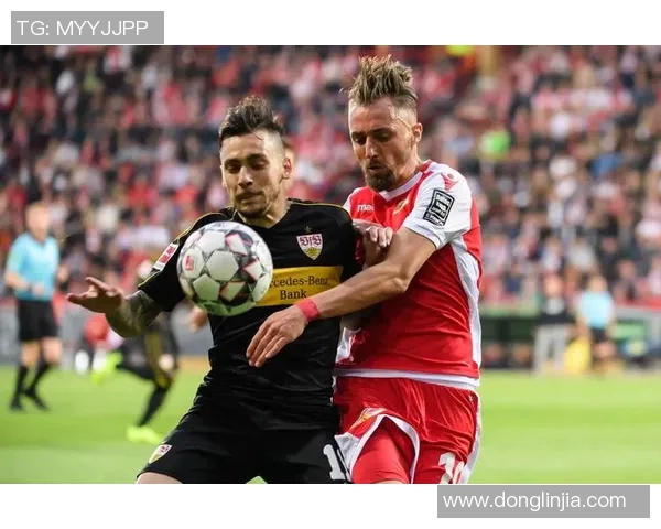 门兴格拉德巴赫客场惊艳,德甲新冠军力量崛起 门兴格拉德巴赫客场惊艳,德甲新冠军力量崛起