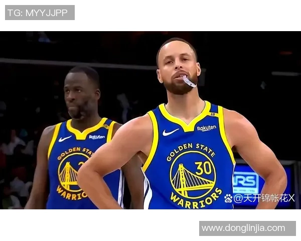 勇士新赛季首战告捷，库里砍下30分领军击败湖人